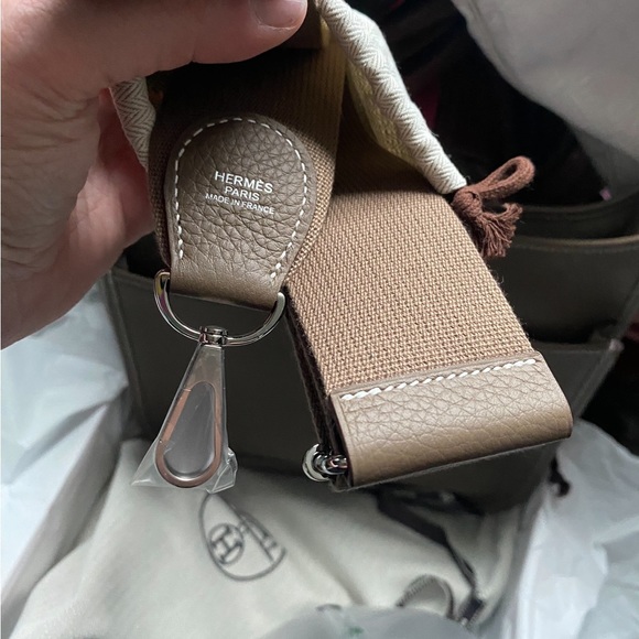 Hermes Bag - Picture 8 of 16